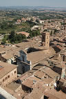 Siena: view from Torre del Mangia (134kb)