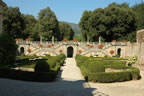 Villa di Camigliano gia Torrigiani: Giardino di Flora  (124kb)