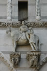 Lucca: Sculpture of San Martino on the Duomo San Martino (72kb)