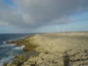 Windmolens in de buurt van Playa Kanoa (44kb)