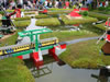 Billund - Legoland: Nederlandse trein door Nederlands landschap (146kb)