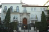 South Beach: Ocean Drive: Former mansion of Gianni Versace  (78kb)
