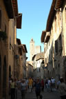 San Gimignano: Via San Giovanni (87kb)