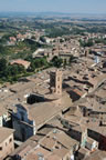 Siena: view from Torre del Mangia (139kb)