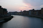 Pisa: Arno river (48kb)